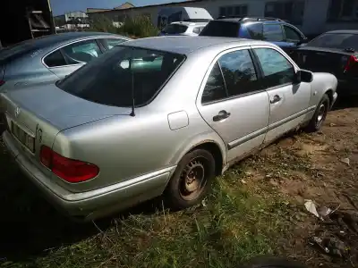 Здавання транспортного засобу mercedes-benz w210, 1995.06 - 1999.07 e 220 d 70kw 1995.06 - 1999.07 року 1997 потужний 604912 10 027861