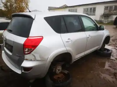 Scrapping Vehicle toyota rav 4 (a3) 2.2 d-cat of the year 2007 powered 