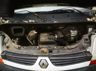 Veicolo di demolizione renault   dell'anno 2003 alimentato 	g9u650, 	c093472