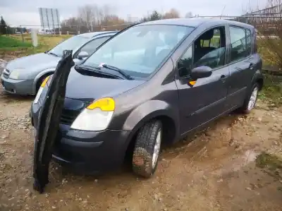 Veículo de Sucata renault modus 1.5 dci diesel do ano 2006 alimentado 	k9k752, d037227