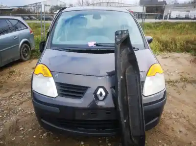 Veículo de Sucata renault modus 1.5 dci diesel do ano 2006 alimentado 	k9k752, d037227