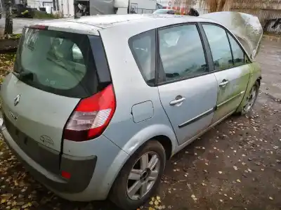 Veicolo di demolizione renault scenic ii 1.9 dci diesel dell'anno 2005 alimentato 