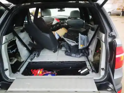 Veículo de Sucata bmw x5 (e70) 3.0d do ano 2008 alimentado m57306d3