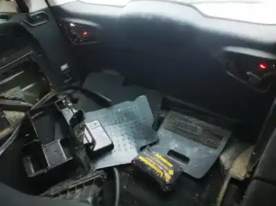 Veículo de Sucata ford galaxy (ca1) 2.0 tdci cat do ano 2006 alimentado 