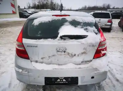 Veículo de Sucata hyundai i30 1.6 crdi cat do ano 2008 alimentado 	d4fb7u402843, hu41