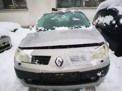 Scrapping Vehicle renault megane ii (bm0/1_, cm0/1_) 1.6 16v (bm0c. cm0c) of the year 2003 powered k4m760 d024107