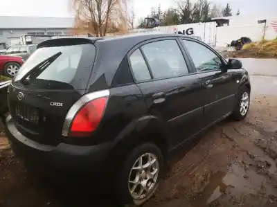 Sloopvoertuig kia rio 1.5 crdi van het jaar 2006 aangedreven r33d d4fa6h336025