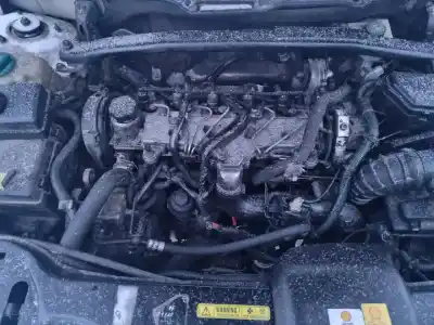 Veículo de Sucata volvo xc90 2.4 d momentum geartronic (7 sitze) do ano 2002 alimentado 