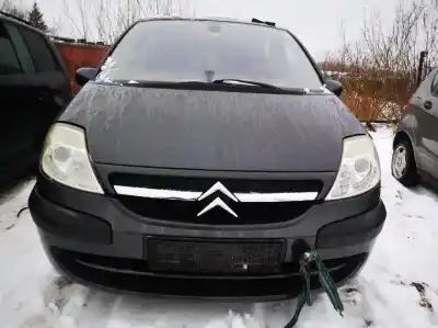 Veículo de Sucata citroen c8 2.2 hdi exclusive do ano 2006 alimentado eb4hwb