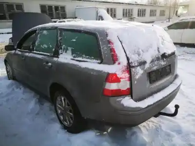 Veículo de Sucata volvo v50 (545) 2.0 d do ano 2005 alimentado 