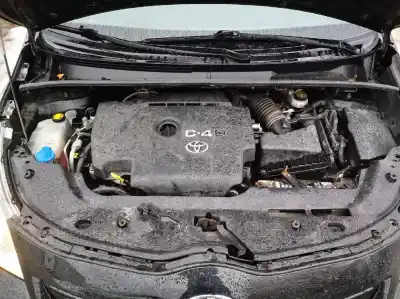 Sloopvoertuig toyota verso 2.0 d-4d cat van het jaar 2009 aangedreven 