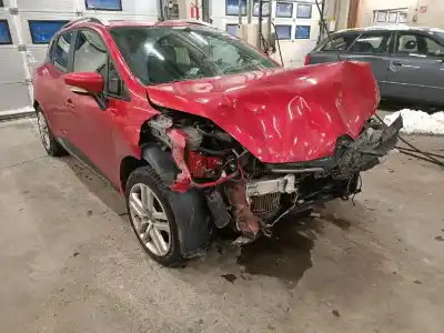 Veículo de Sucata renault   do ano 2016 alimentado 