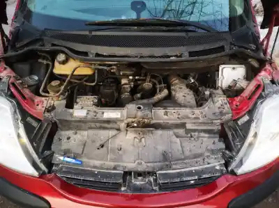 Veículo de Sucata citroen c8 2.2 hdi exclusive do ano 2006 alimentado 