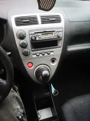 Veículo de Sucata honda civic (ec/ed) 1.6 16v cat do ano 2002 alimentado d16v1 2101254