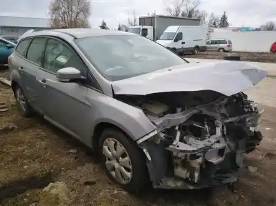 Veicolo di demolizione FORD FOCUS TURN. (CB8) 1.6 TDCi CAT dell'anno 2012 alimentato 