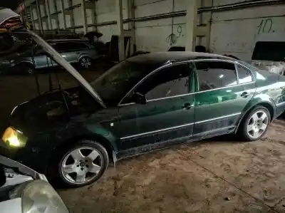 Здавання транспортного засобу skoda superb (3u4) 2.5 v6 tdi cat (aym) року 2003 потужний aym