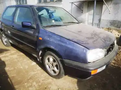 Véhicule à la ferraille VOLKSWAGEN GOLF III (1H1) 1.6 de l'année 1995 alimenté 
