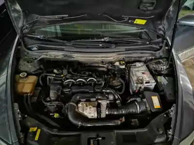 Veicolo di demolizione volvo v50 (545) 1.6 d dell'anno 2005 alimentato 