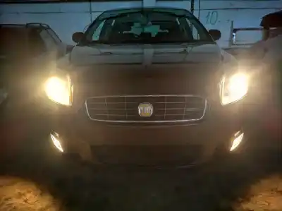 Veículo de Sucata fiat croma (194) 1.9 8v multijet dynamic do ano 2008 alimentado 939a7000