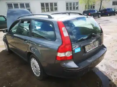 Veicolo di demolizione volvo v50 (545) 2.0 d dell'anno 2004 alimentato d4204t