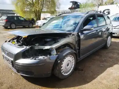 Veicolo di demolizione volvo v50 (545) 2.0 d dell'anno 2004 alimentato d4204t