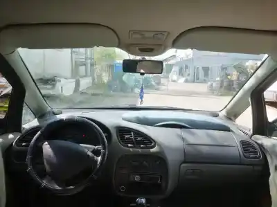 Veículo de Sucata ford galaxy (vx) 1.9 tdi cat do ano 2000 alimentado 