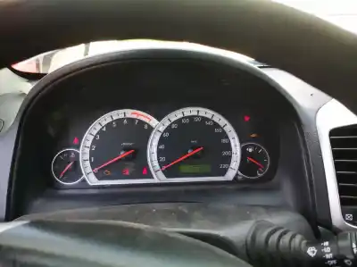 Veicolo di demolizione chevrolet captiva 2.4 cat dell'anno 2008 alimentato 