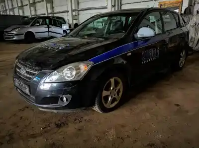 Veículo de Sucata kia ceed (ed) 1.6 crdi 115 do ano 2007 alimentado d4fb7z025348 r74d