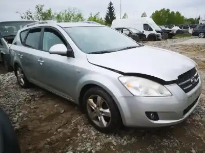 Veicolo di demolizione KIA CEED (ED) 1.6 CRDi 115 dell'anno 2007 alimentato 