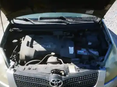 Veicolo di demolizione toyota corolla (e11) 2.0 d-4d linea sol dell'anno 2003 alimentato 