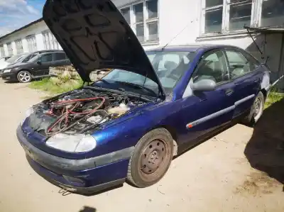 Véhicule à la ferraille renault                                            laguna (b56)                                                                                                                                                                                                                                               2.0                                                                                                                                                                                                                                                        de l'année 1996 alimenté n7q 