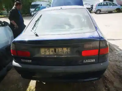 Véhicule à la ferraille renault                                            laguna (b56)                                                                                                                                                                                                                                               2.0                                                                                                                                                                                                                                                        de l'année 1996 alimenté n7q 