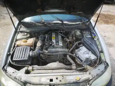 Veículo de Sucata opel omega b 2.0 16v cat (x 20 xev / l34) do ano 1995 alimentado 