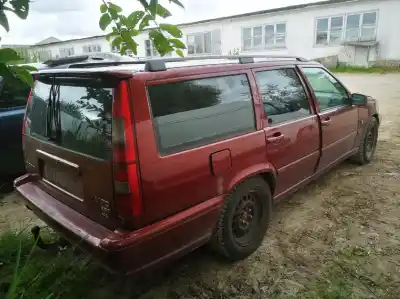 Veicolo di demolizione volvo v70 ii (285) 2.5 tdi dell'anno 1999 alimentato d5252t 
