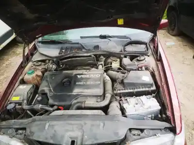 Veicolo di demolizione volvo v70 ii (285) 2.5 tdi dell'anno 1999 alimentato d5252t 