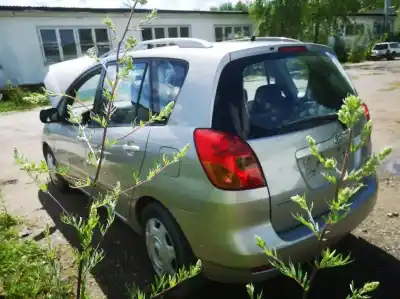 Veículo de Sucata toyota corolla (_e12_) 1.6 vvt-i (zze121_) do ano 2002 alimentado 3zz-fe