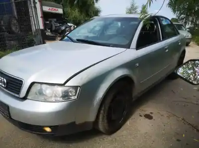 Veículo de Sucata audi a4 avant (8e) 2.5 tdi (120kw) do ano 2003 alimentado bfc
