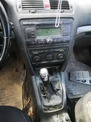 Scrapping Vehicle skoda octavia combi (1z5) 2.0 tdi of the year 2005 powered bkd