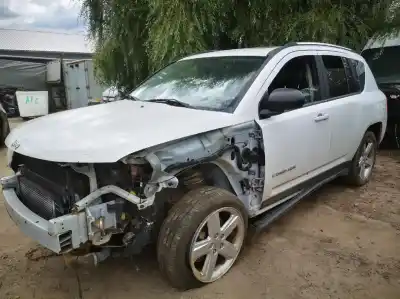 Scrapping Vehicle jeep compass 2.2 crd cat of the year 2012 powered om651 (ene)