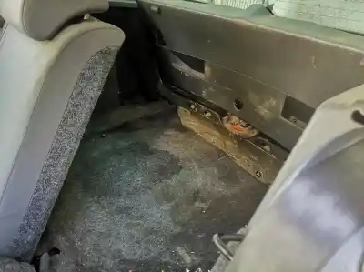 Veículo de Sucata volkswagen golf v (1k1) 2.0 tdi do ano 2006 alimentado 