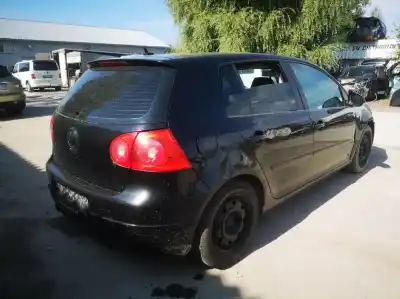 Veículo de Sucata volkswagen golf v (1k1) 2.0 tdi do ano 2006 alimentado 