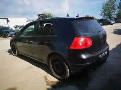 Veículo de Sucata volkswagen golf v (1k1) 2.0 tdi do ano 2006 alimentado 