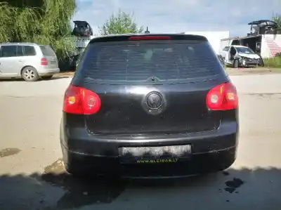 Veículo de Sucata volkswagen golf v (1k1) 2.0 tdi do ano 2006 alimentado 