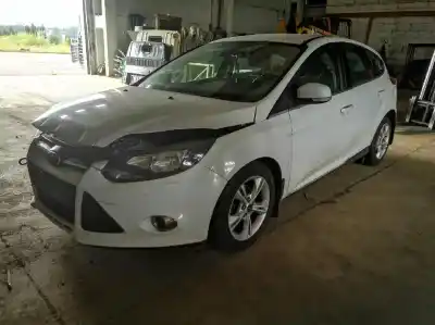 Veículo de Sucata ford focus iii 1.6 ti do ano 2013 alimentado bm5g
