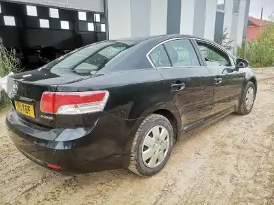 Sloopvoertuig toyota avensis 2.0 d-4d van het jaar 2011 aangedreven 