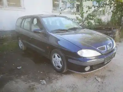 Здавання транспортного засобу RENAULT MEGANE, I 1999.03 - 2002.10 FACELIFT 1.4 16V 70KW 1999.03 - 2003.08 року 2000 потужний K4J750, D089620
