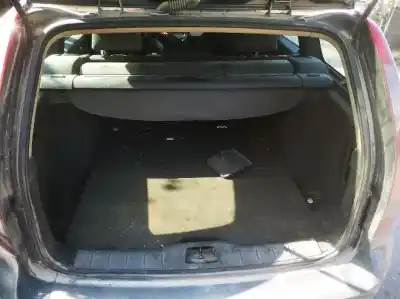 Veicolo di demolizione volvo v50 (545) 1.6 d dell'anno 2005 alimentato 