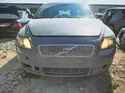 Veicolo di demolizione volvo v50 (545) 1.6 d dell'anno 2005 alimentato 