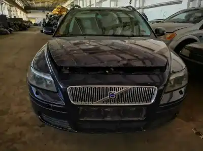 Veicolo di demolizione volvo v50 (545) 2.0 d dell'anno 2005 alimentato d4204t