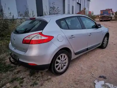 Здавання транспортного засобу renault megane ii (bm0/1_, cm0/1_) 1.9 dci року 2010 потужний f9q870